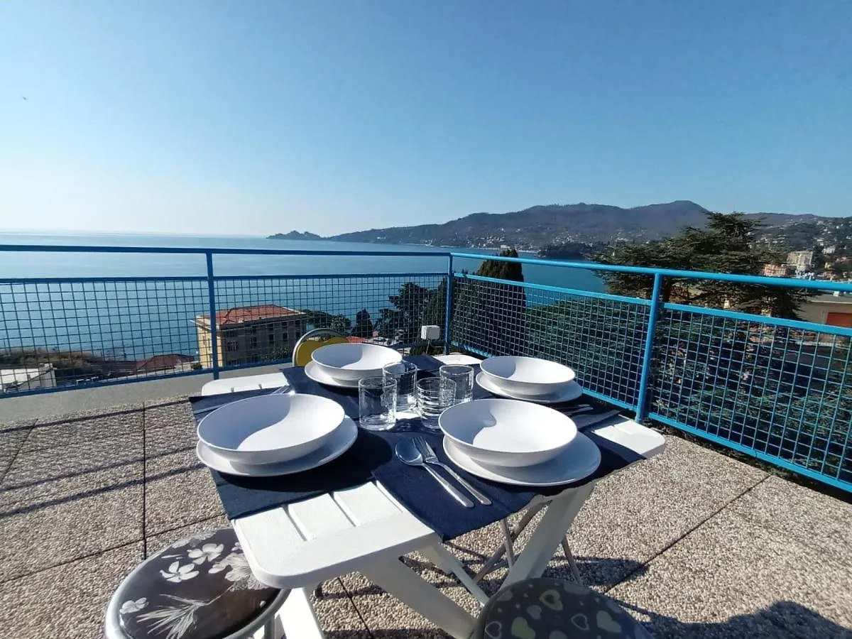 Appartamento Con Stupenda Vista Mare Zona Bristol Rapallo Italy