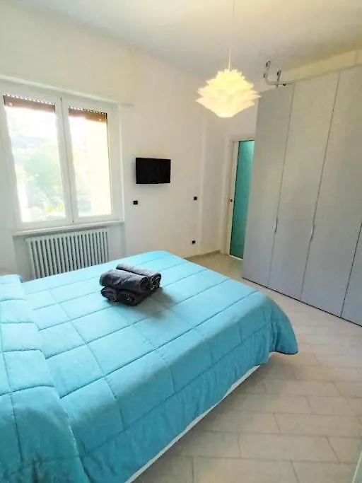 Appartamento Con Stupenda Vista Mare Zona Bristol Rapallo Apartman