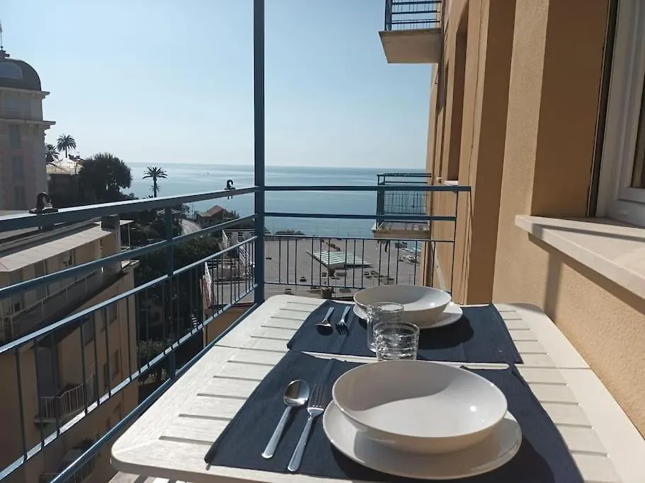 Appartamento Con Stupenda Vista Mare Zona Bristol Rapallo Olaszország