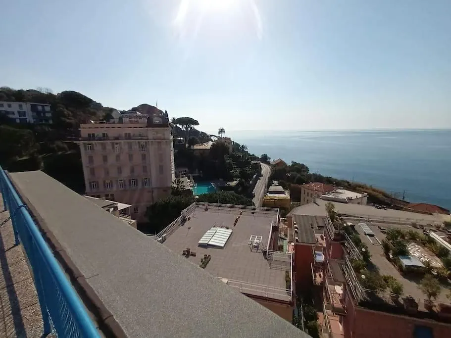 Appartamento Con Stupenda Vista Mare Zona Bristol Rapallo 0*,